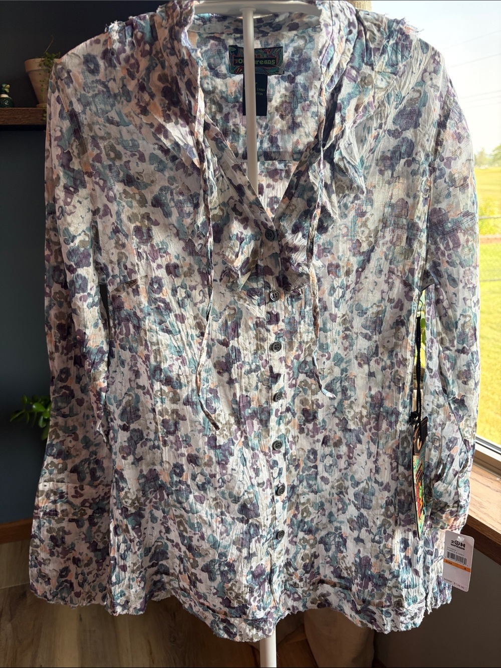2OH top watercolor floral print SIZE SMALL NWT